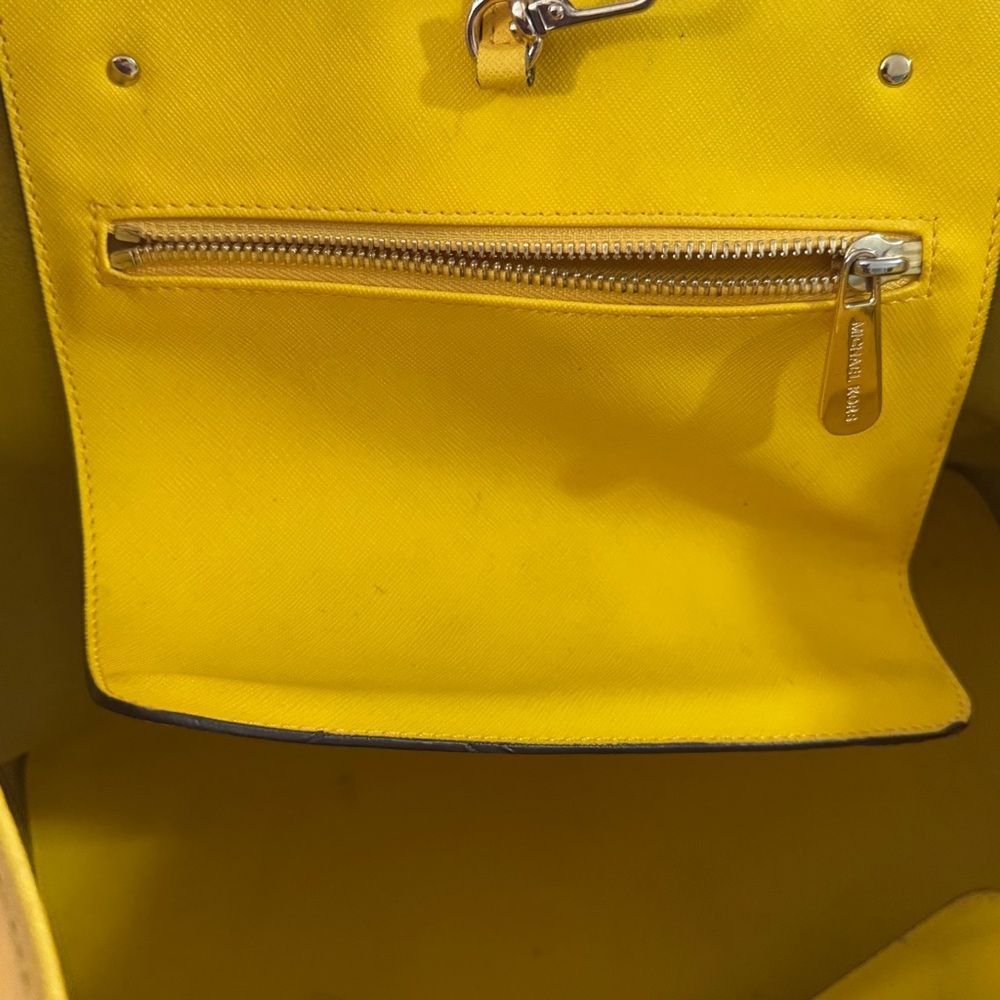 Michael Kors Yellow Tote Bag purse - Picture 7 of 9